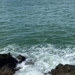 Dua Pemancing Terseret Ombak di Sukabumi