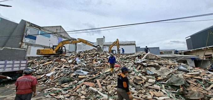 Dulu Digeruduk, Rumah Ahmad Sahroni Kini Rata dengan Tanah