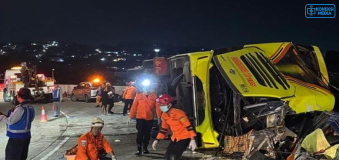 Dugaan Penyebab Kecelakaan Bus di Tol Krapyak Semarang, 16 Orang Meninggal