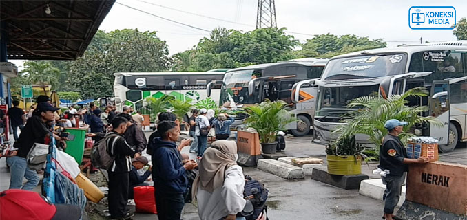 Libur Nataru Jumlah Penumpang di Kampung Rambutan Terus Meroket