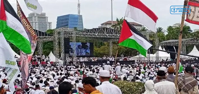 Massa Datangi Reuni 212, Ada yang Bawa Bendera Palestina