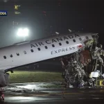 Pesawat Air Canada Vs Truk Damkar Di Bandara New York